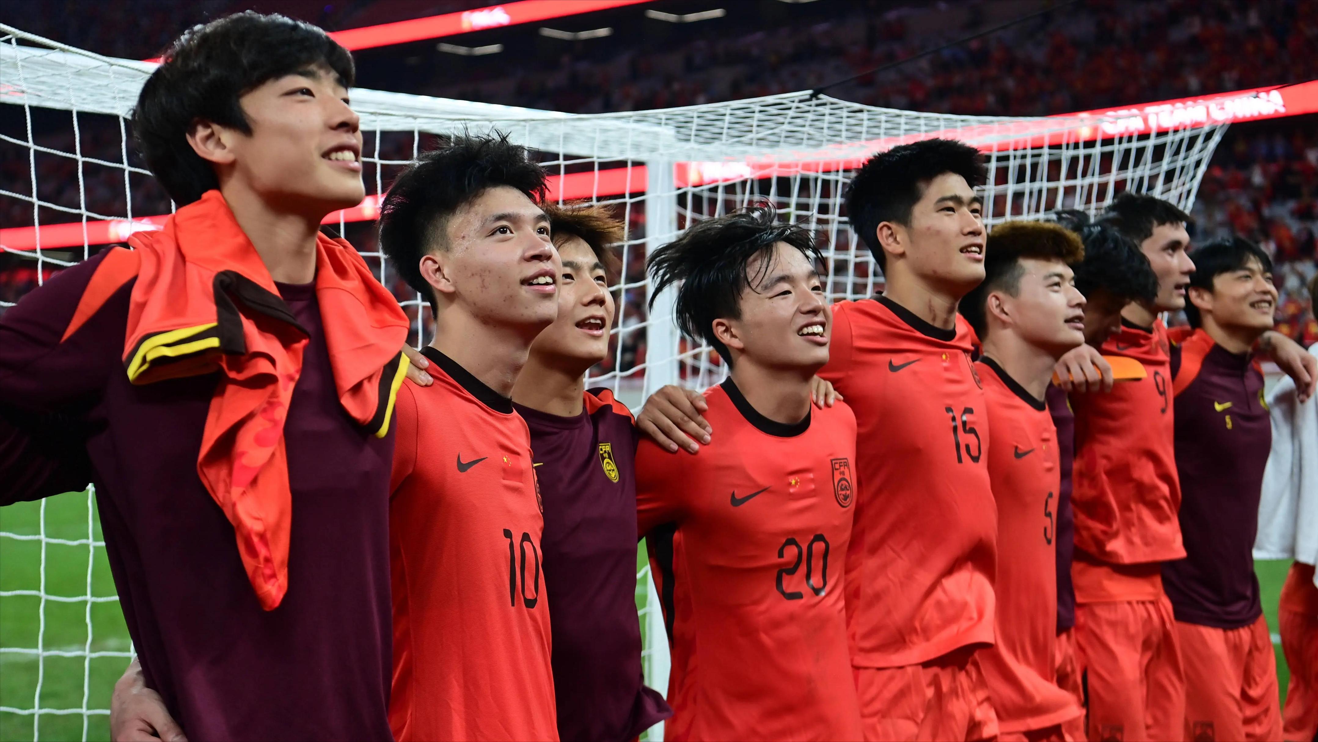 中超联赛免费视频直播观看-远离造神陷阱,央媒评U23男足进决赛,释放3大信号,风向又变了